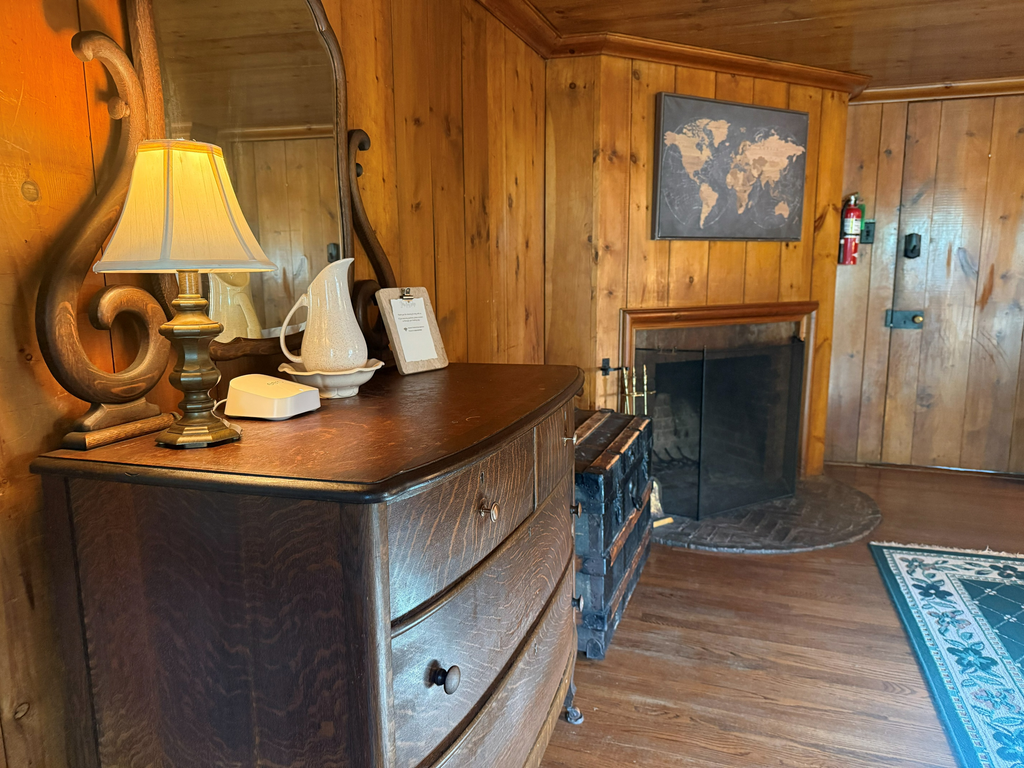 Pine Suite with Private Bathroom | Room 2 storm king lodge room 2 dresser